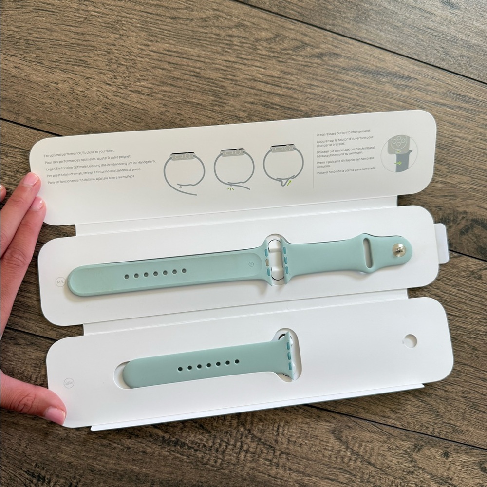 Brand New Apple Watch 42MM Turquoise Sport Band SM/ML